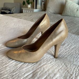 Fergalicious pumps size 7